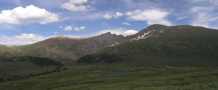 One last look back at Bierstadt from the trailhead
